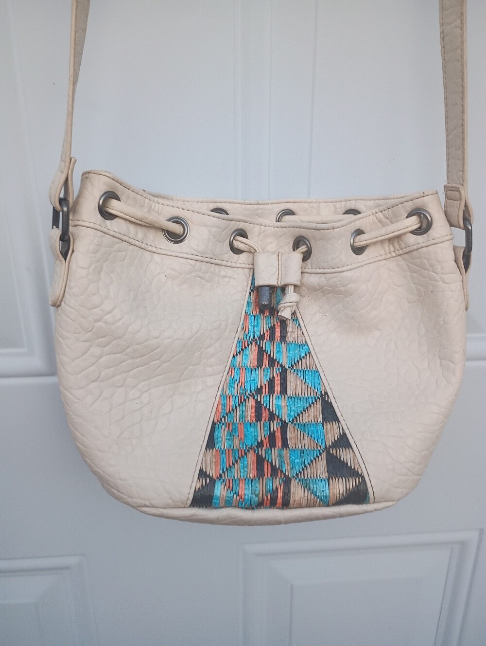 Cream Crossbody Bag with Turquoise Embroidered AccentPOVERTY FLATS FIJIAN WEAVE